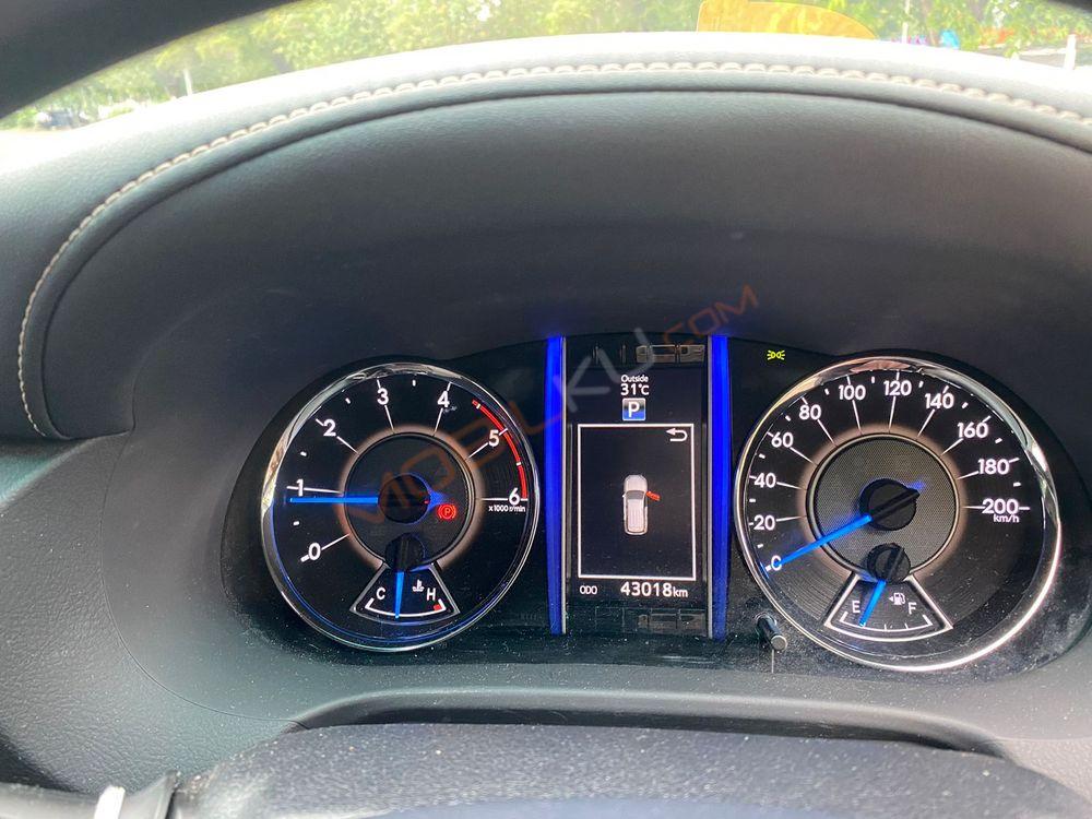 Mobil Toyota Fortuner 2016