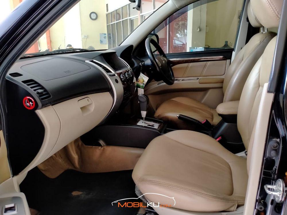 Mobil Mitsubishi Pajero Sport 2010