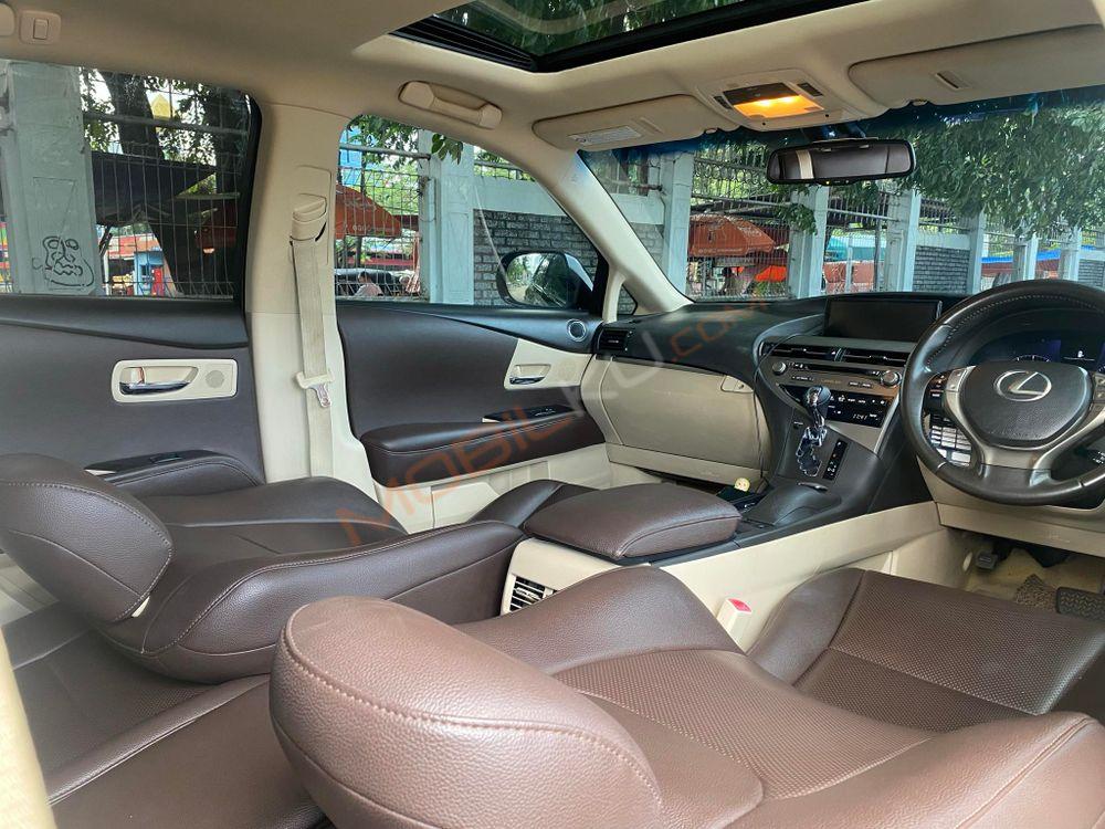 Mobil Lexus RX 2013