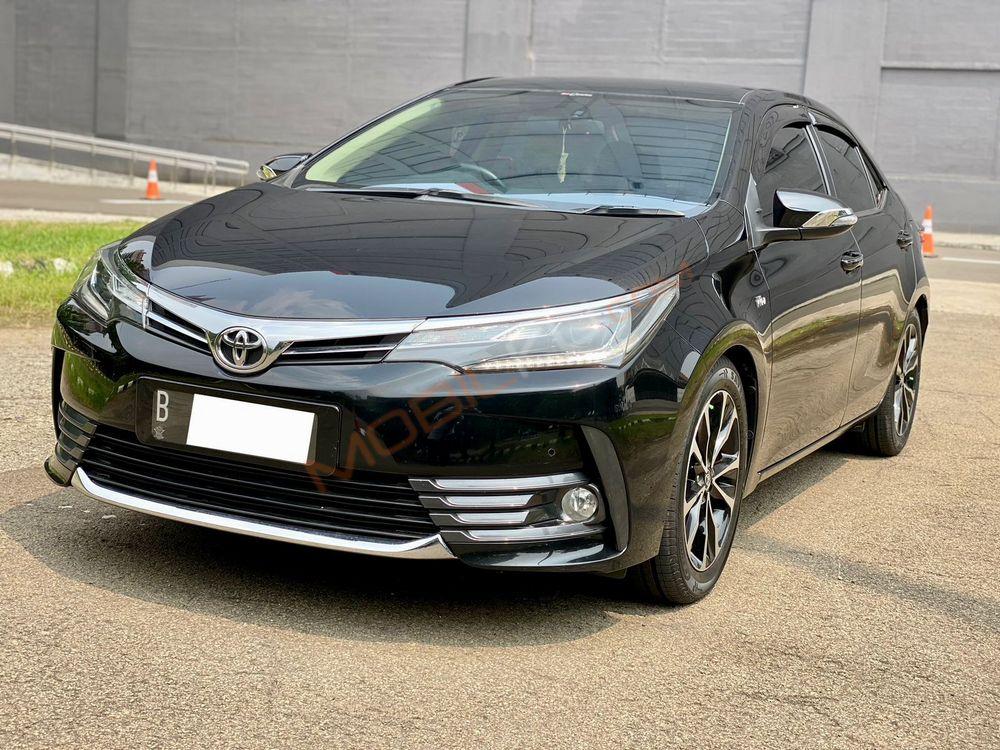 Mobil Toyota Corolla 2018