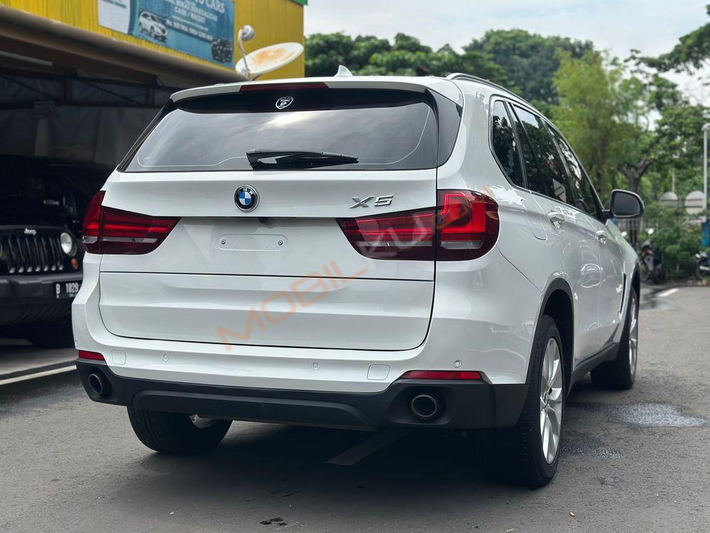 Mobil BMW X5 2016
