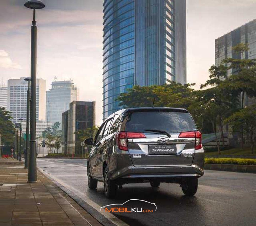 Mobil Daihatsu Sigra 2021