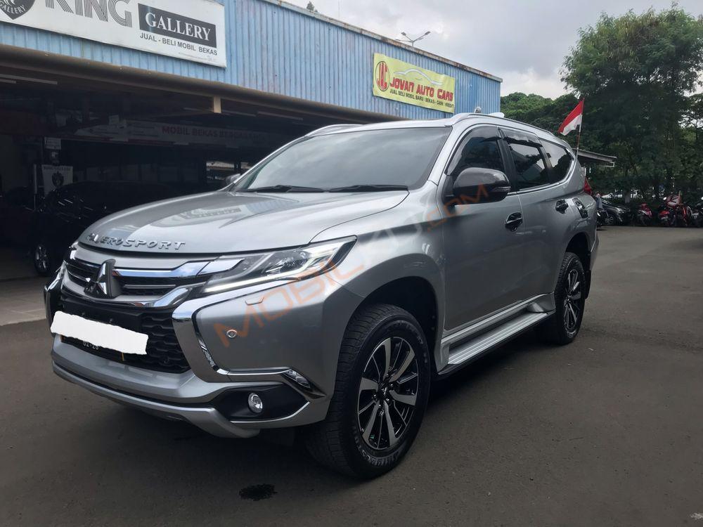 Mobil Mitsubishi Pajero 2019