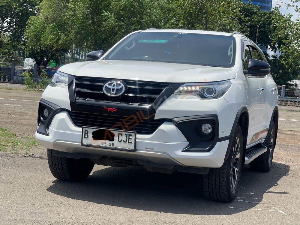 Mobil Toyota Fortuner 2018