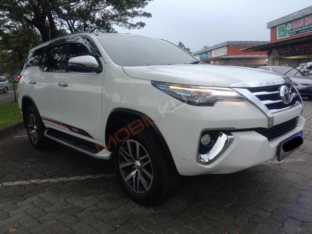 Mobil Toyota Fortuner 2017