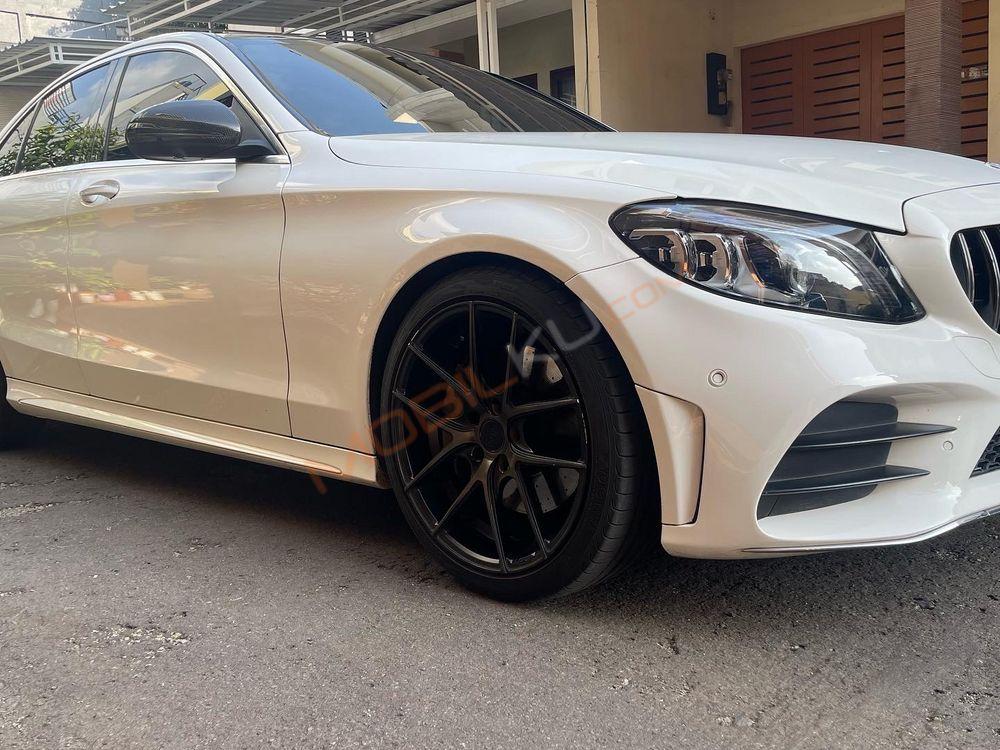 Mobil Mercedes-Benz C-Class 2019