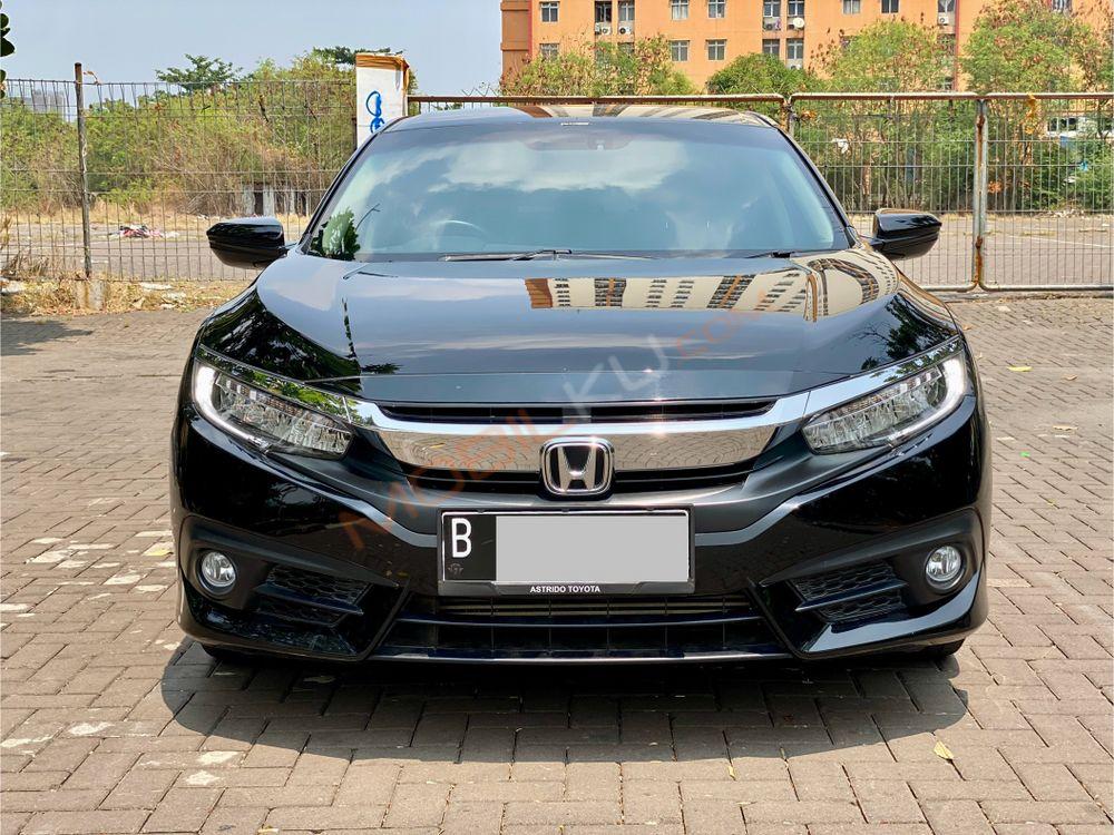 Mobil Honda Civic Sedan 2017