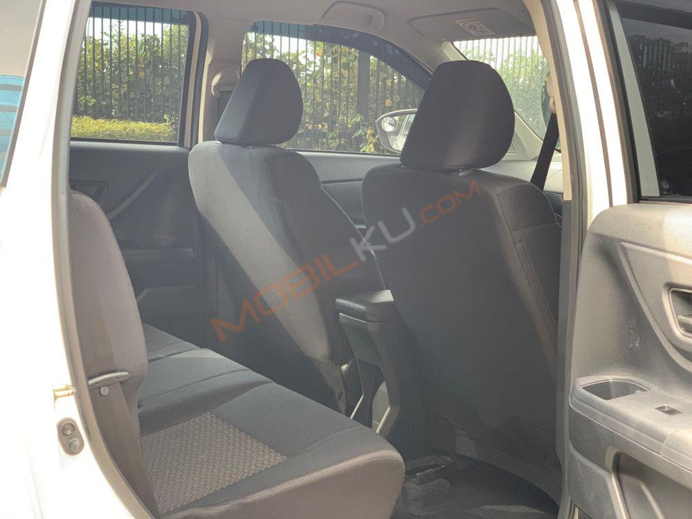 Mobil Toyota Avanza 2022