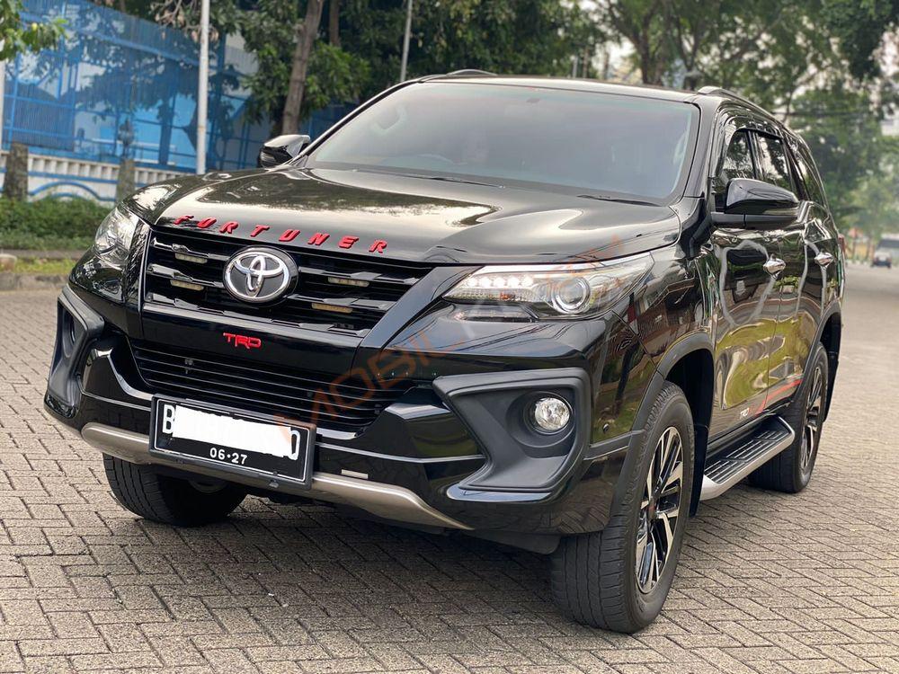 Mobil Toyota Fortuner 2019