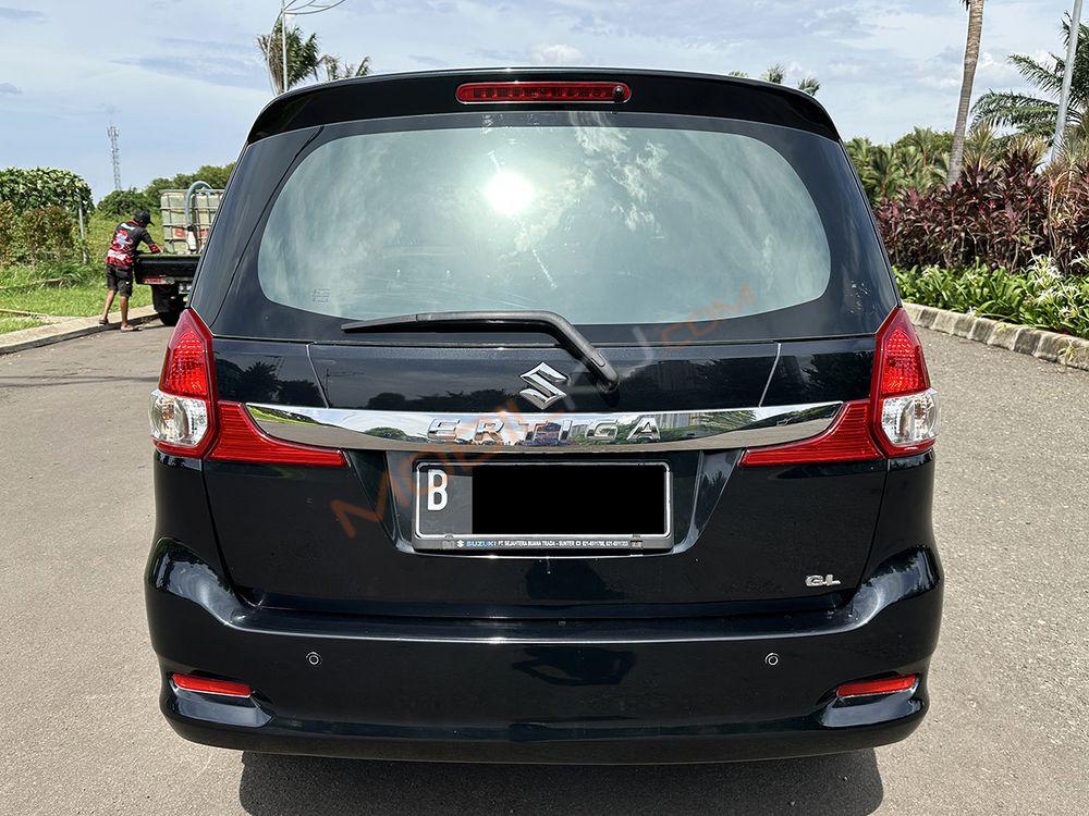 Mobil Suzuki Ertiga 2015