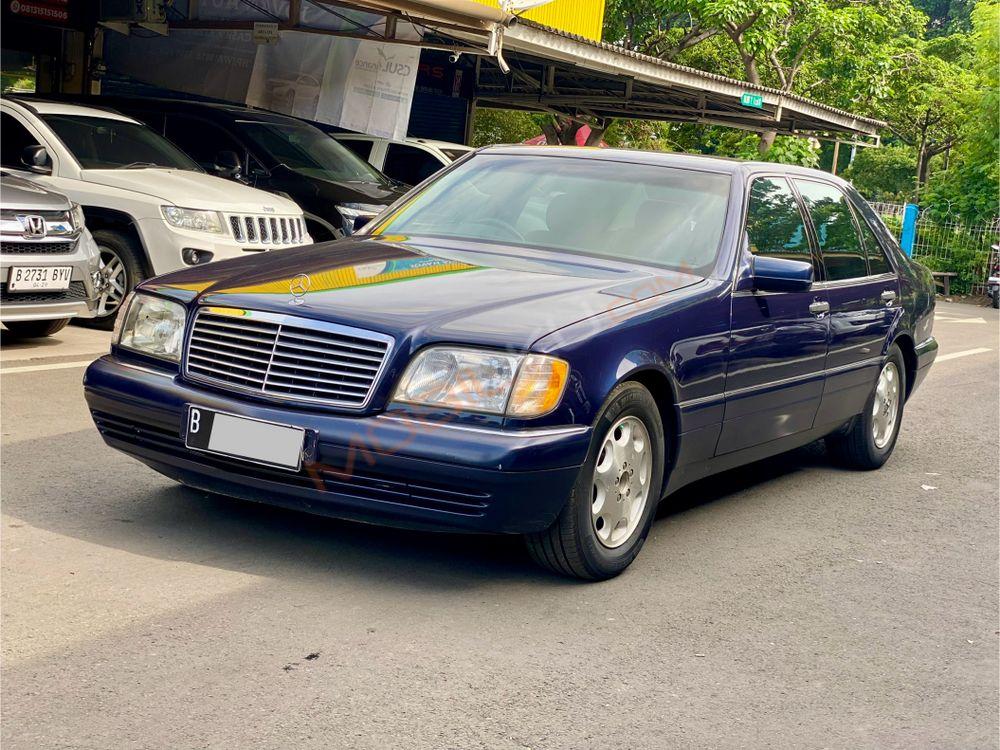 Mobil Mercedes-Benz S-Class 1996