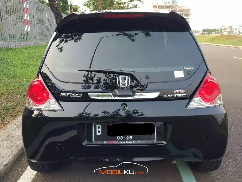 Mobil Honda Brio 2016