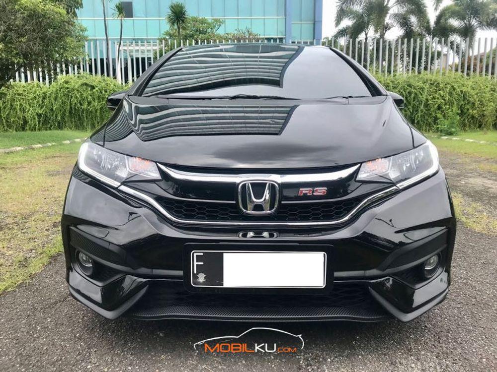Mobil Honda Jazz 2018