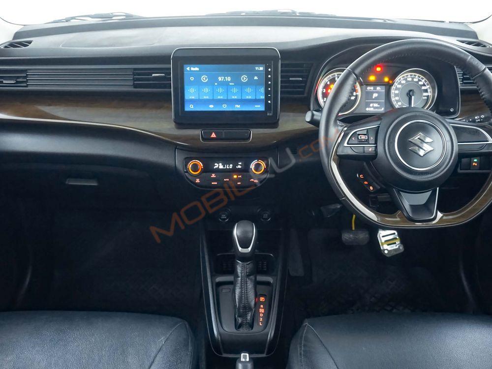 Mobil Suzuki Ertiga 2021