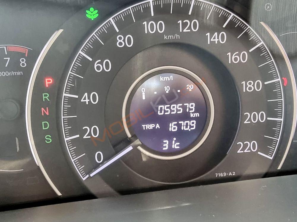 Mobil Honda CR-V 2016
