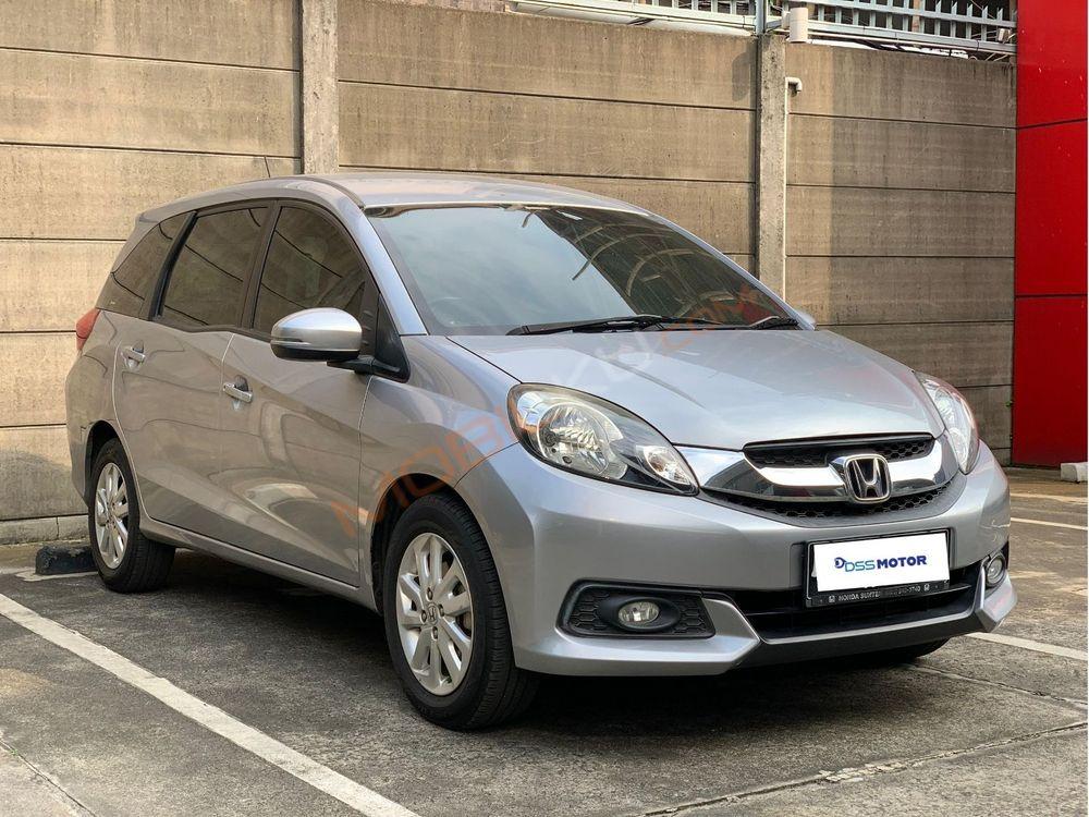 Mobil Honda Mobilio 2016