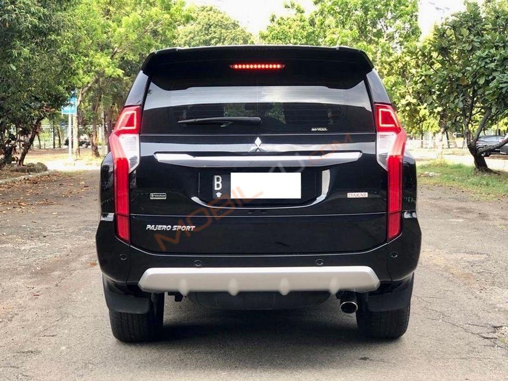 Mobil Mitsubishi Pajero Sport 2018