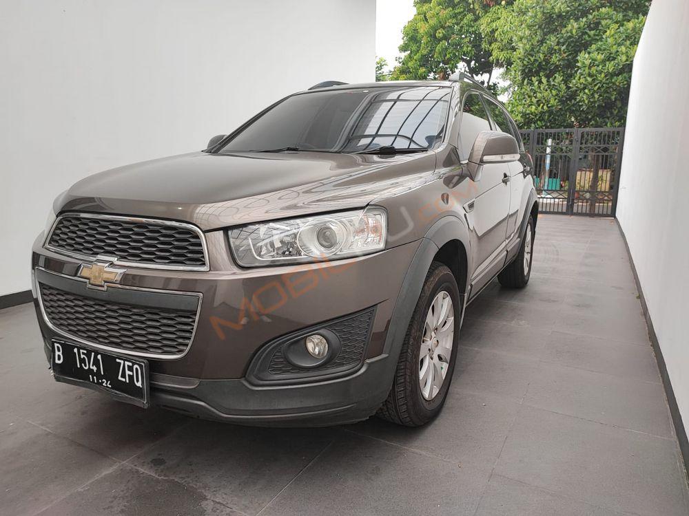 Mobil Chevrolet Captiva 2014