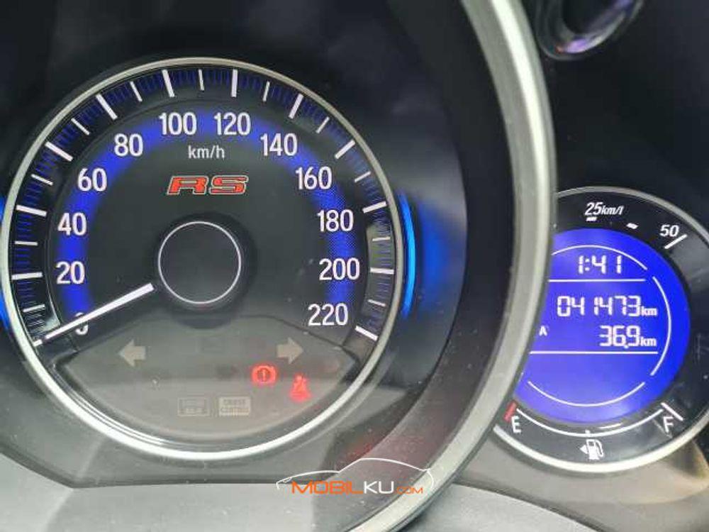 Mobil Honda Jazz 2017