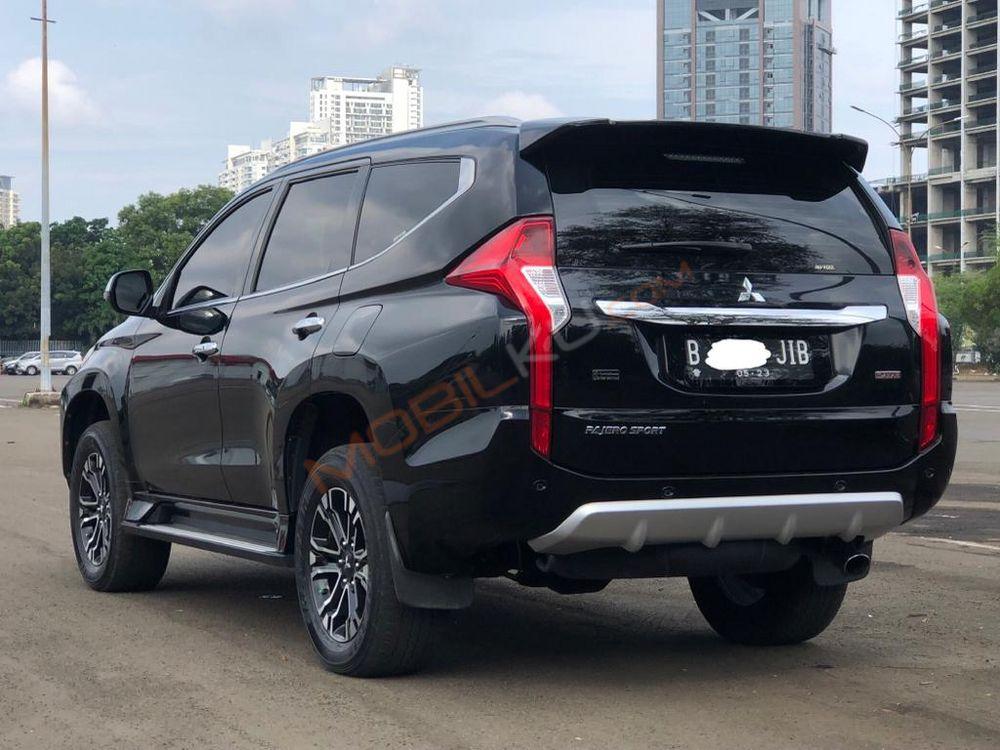 Mobil Mitsubishi Pajero Sport 2018