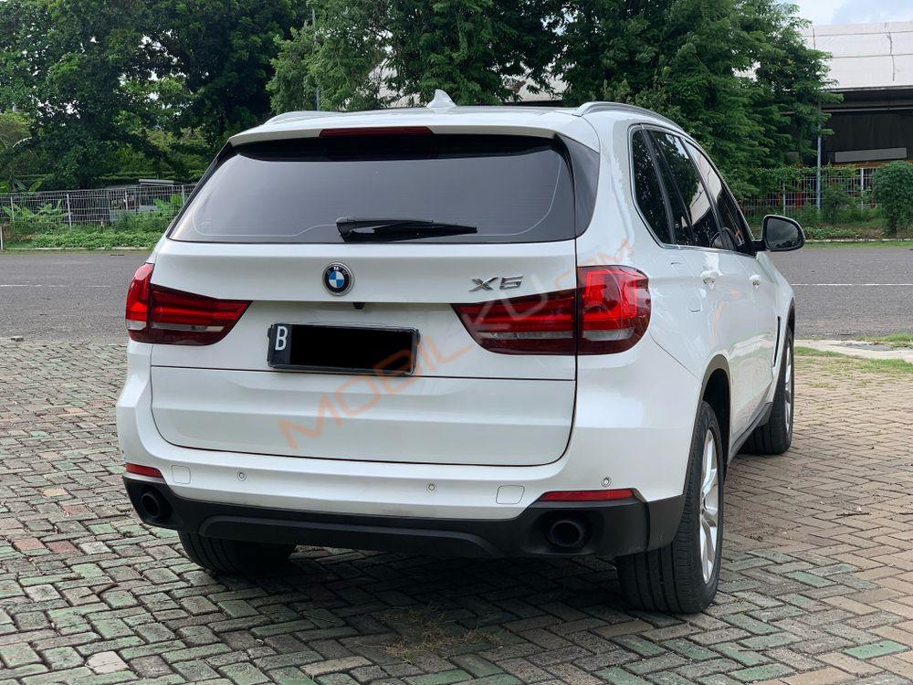 Mobil BMW X5 2016