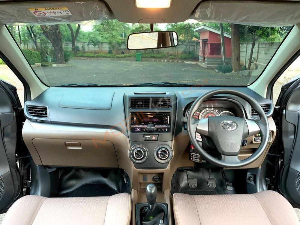 Mobil Toyota Avanza 2018