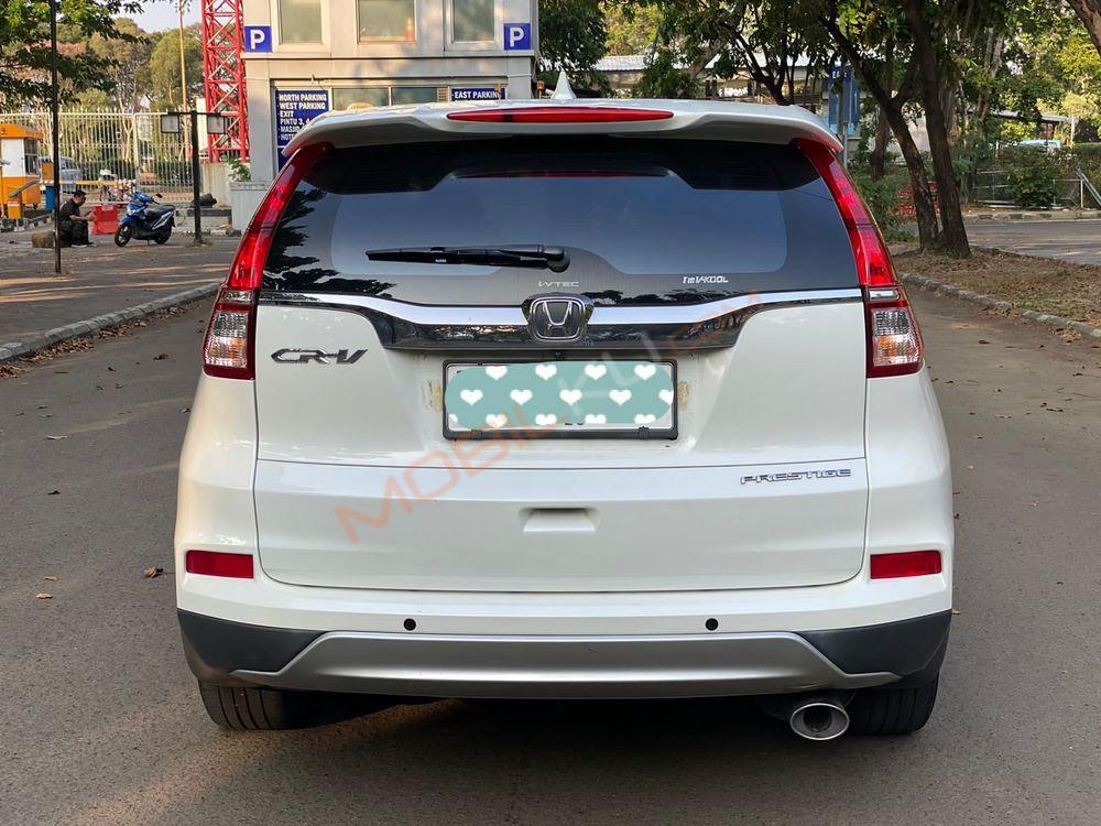 Mobil Honda CR-V 2015