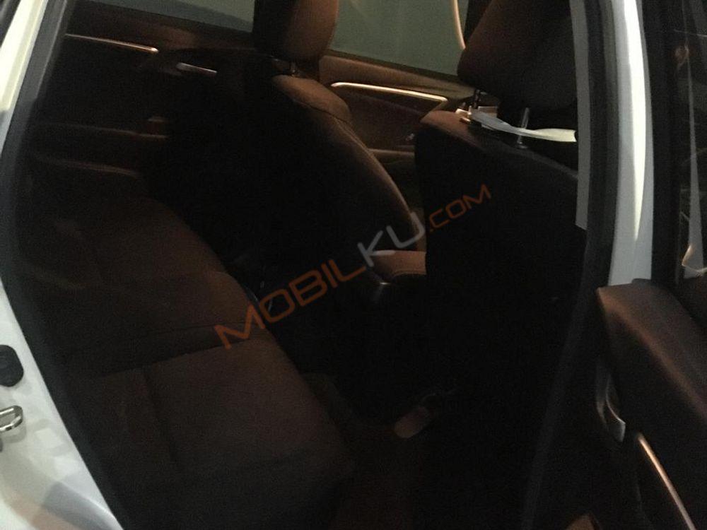 Mobil Honda Jazz 2015