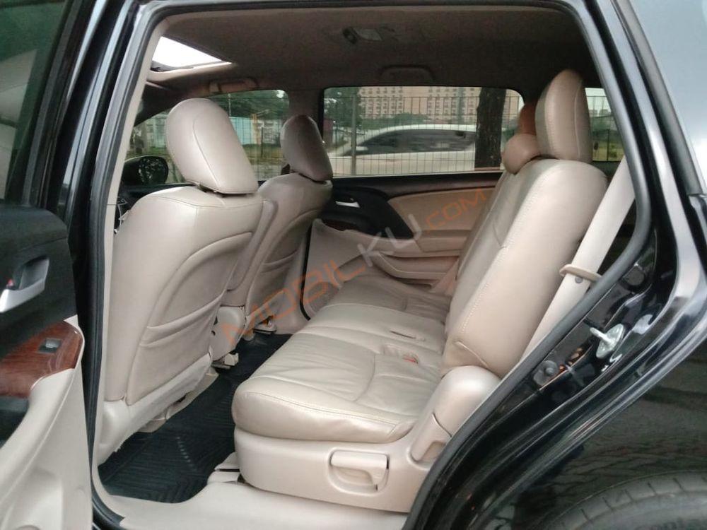 Mobil Honda Odyssey 2012