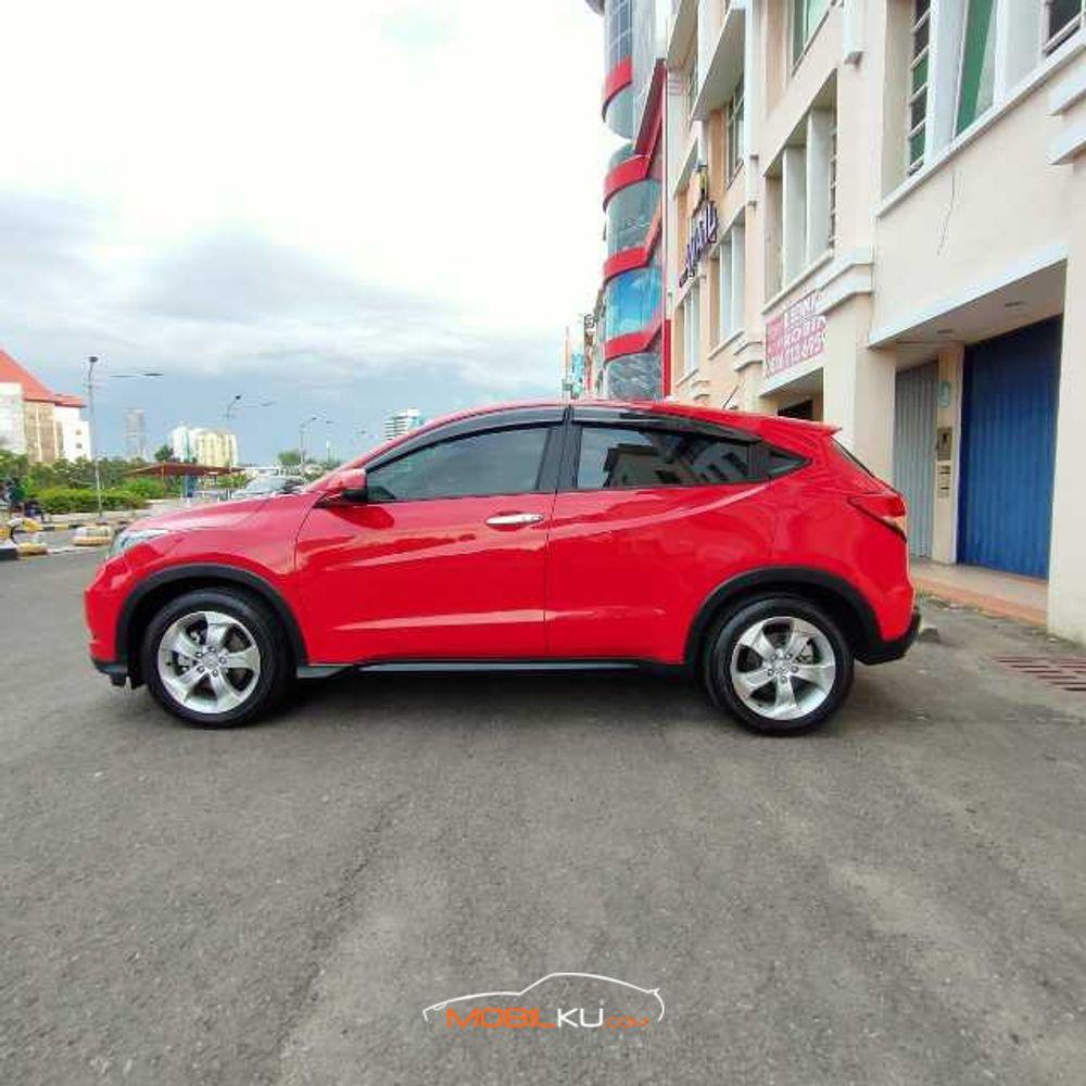 Mobil Honda HR-V 2016