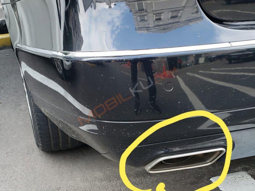 Mobil Mercedes-Benz E-Class 2010