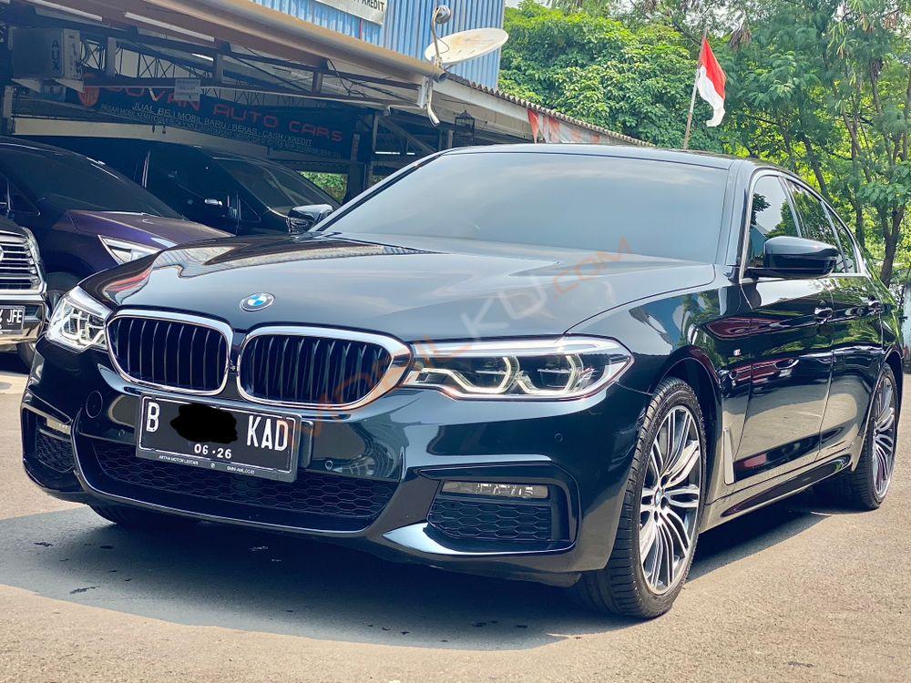 Mobil BMW 5 Series 2020
