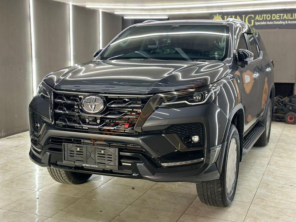Mobil Toyota Fortuner 2023