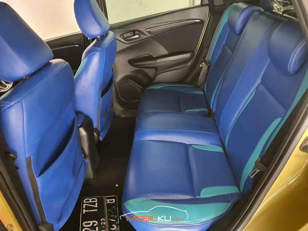 Mobil Honda Jazz 2017