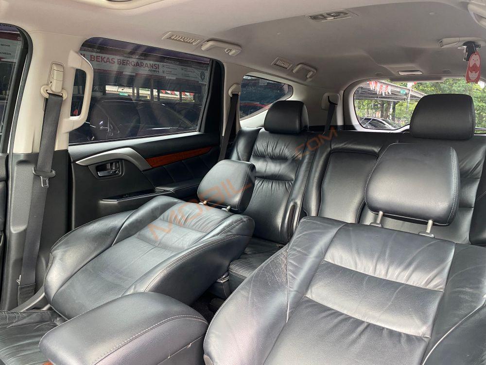 Mobil Mitsubishi Pajero Sport 2016