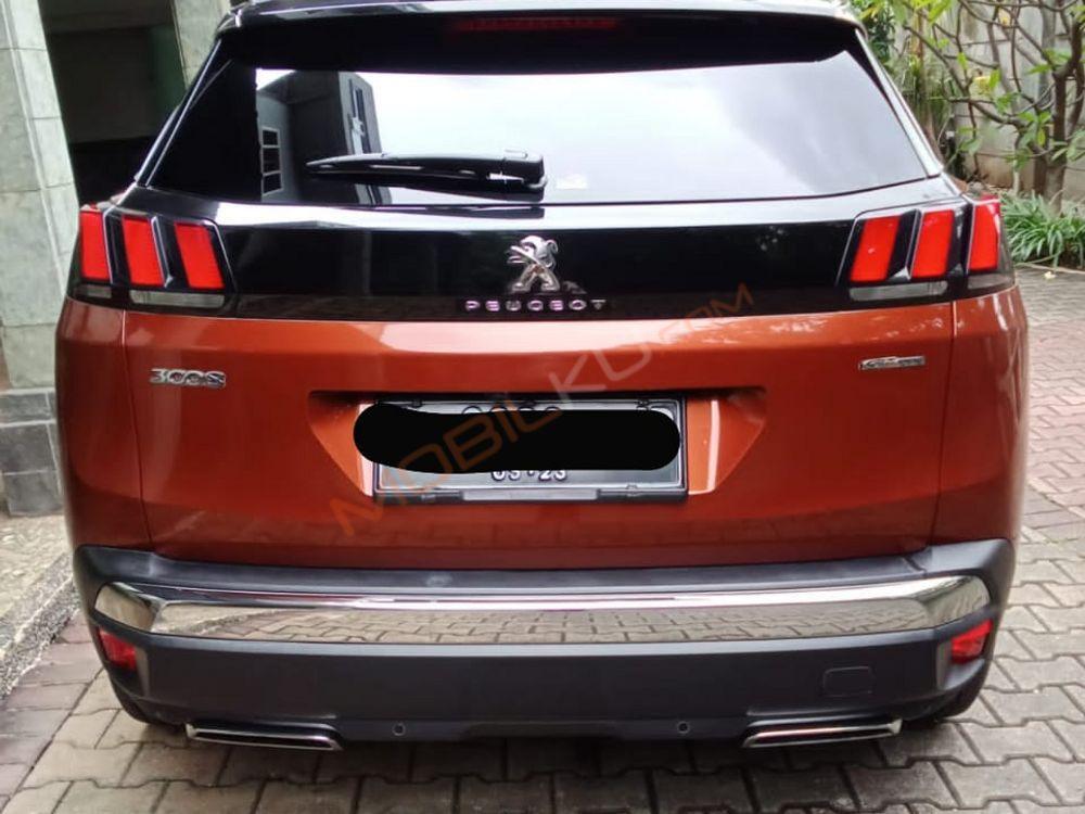Mobil Peugeot 3008 2018