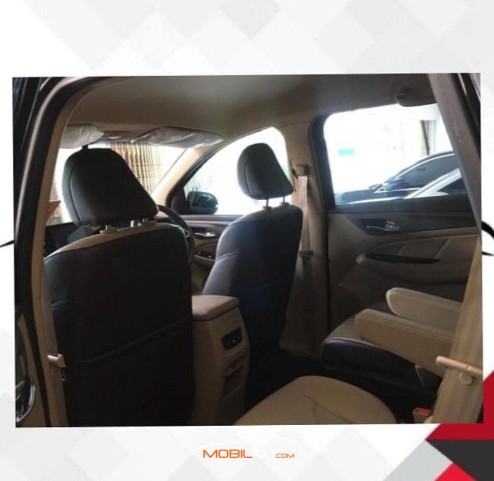 Mobil Wuling Cortez 2018