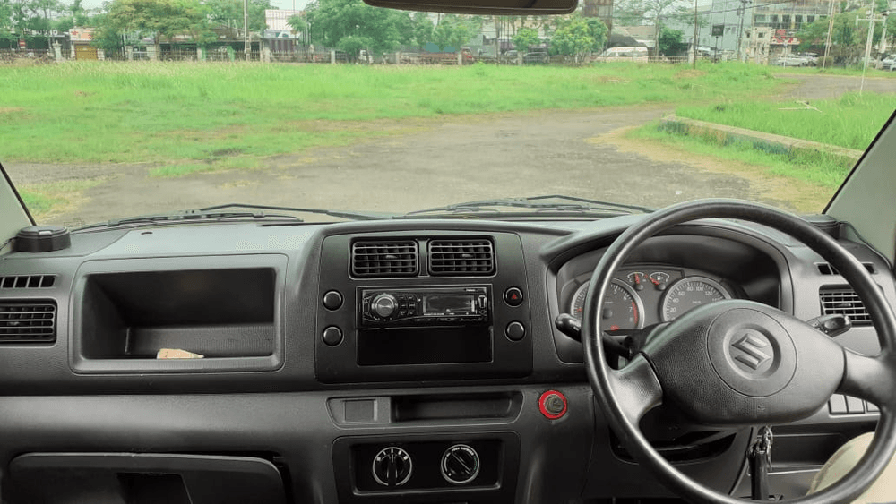 Mobil Suzuki APV 2012