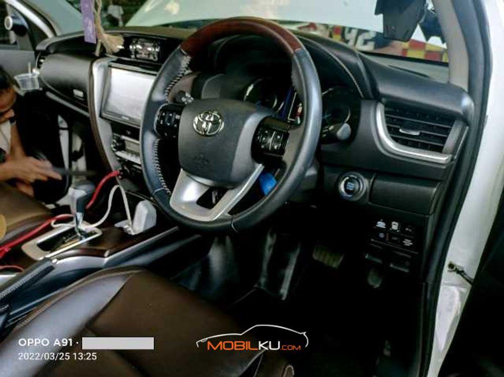 Mobil Toyota Fortuner 2019