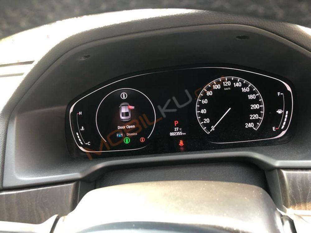 Mobil Honda Accord 2020