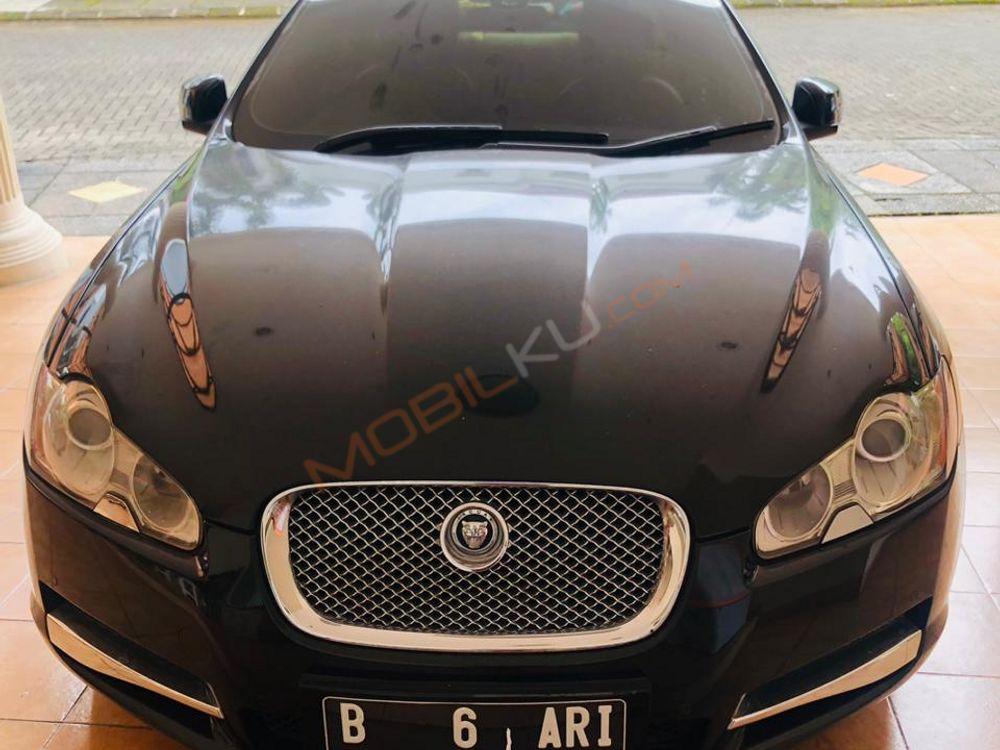 Mobil Jaguar XF 2009