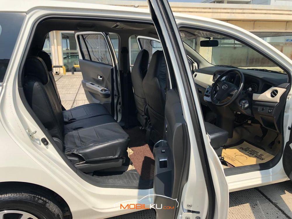 Mobil Daihatsu Sigra 2019