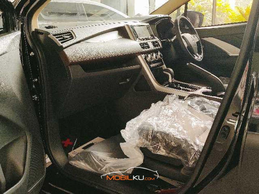 Mobil Mitsubishi Xpander Cross 2021