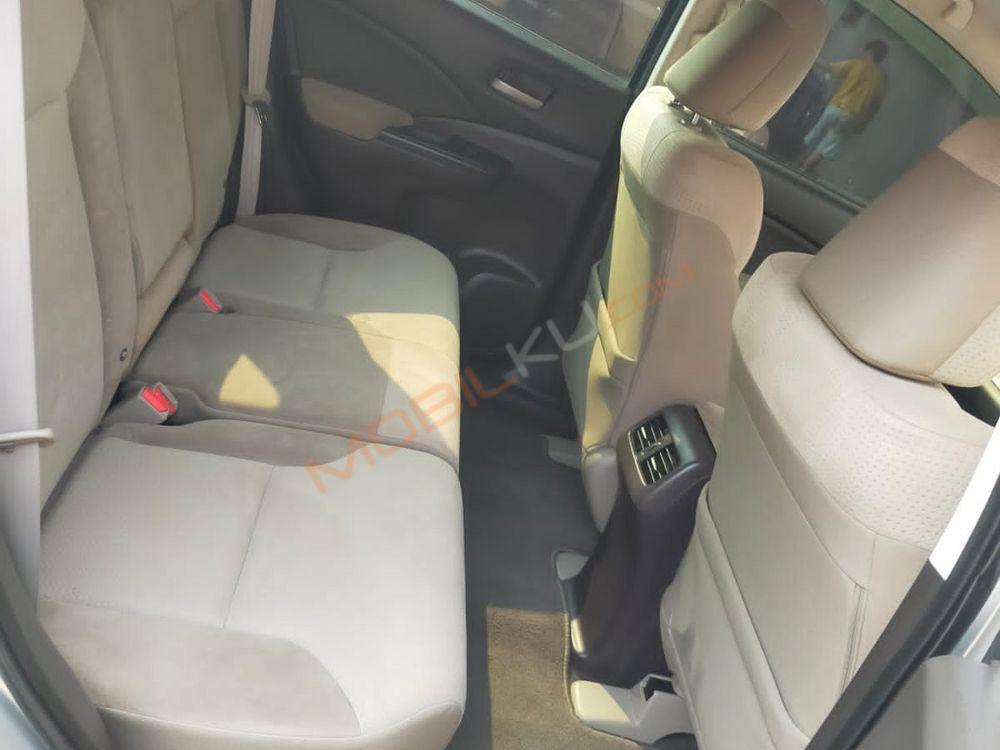 Mobil Honda CR-V 2014
