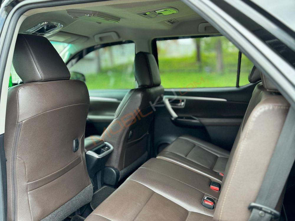 Mobil Toyota Fortuner 2019