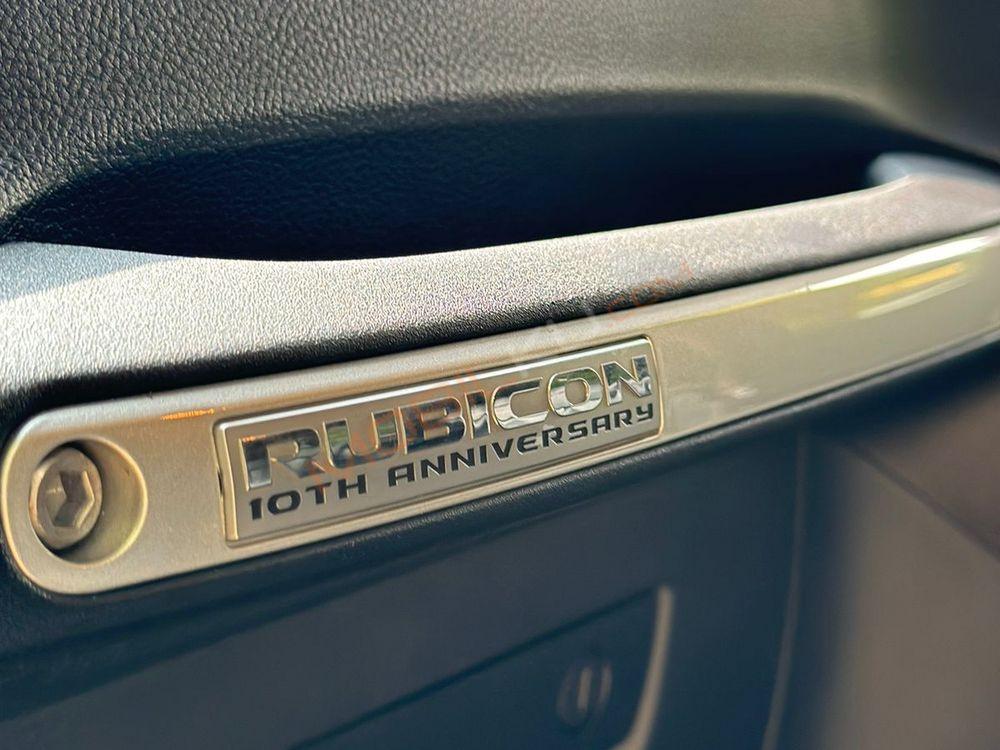 Mobil Jeep Wrangler 2013