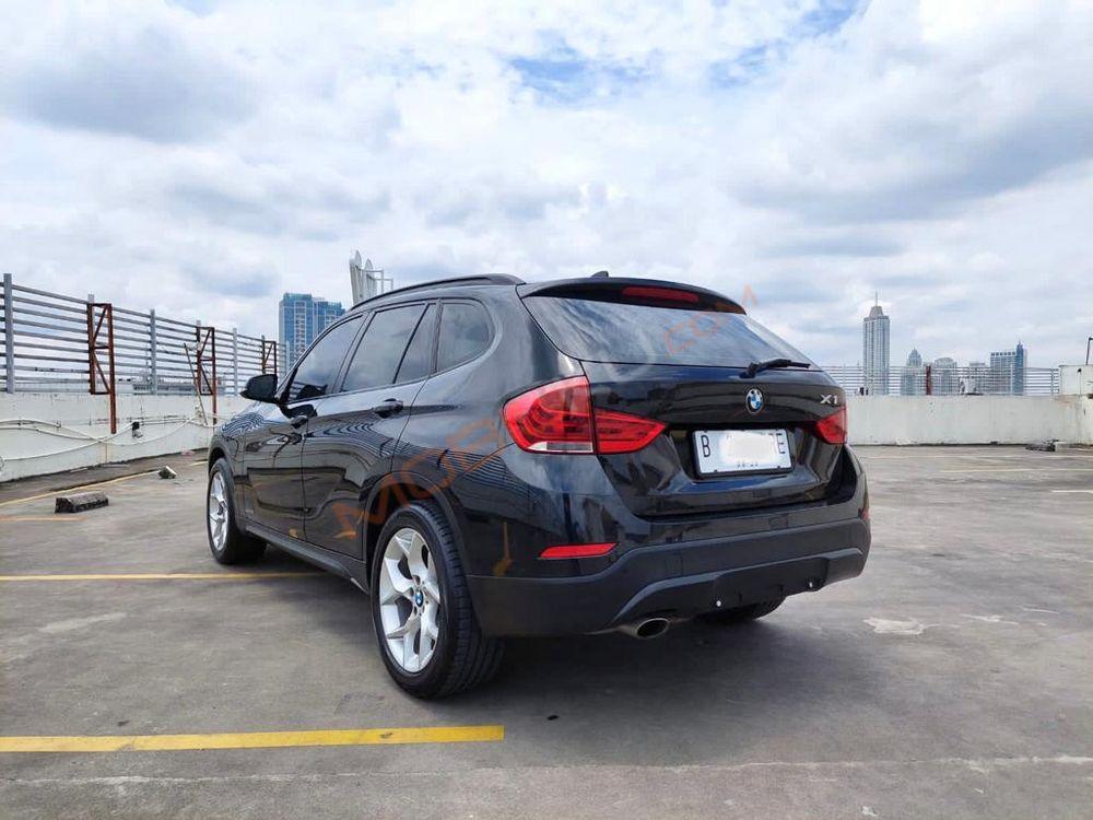 Mobil BMW X1 2015