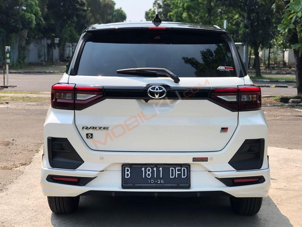 Mobil Toyota Raize 2021