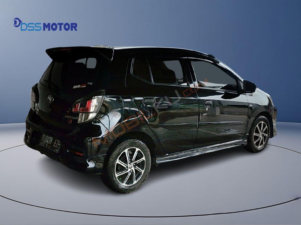 Mobil Toyota Agya 2021