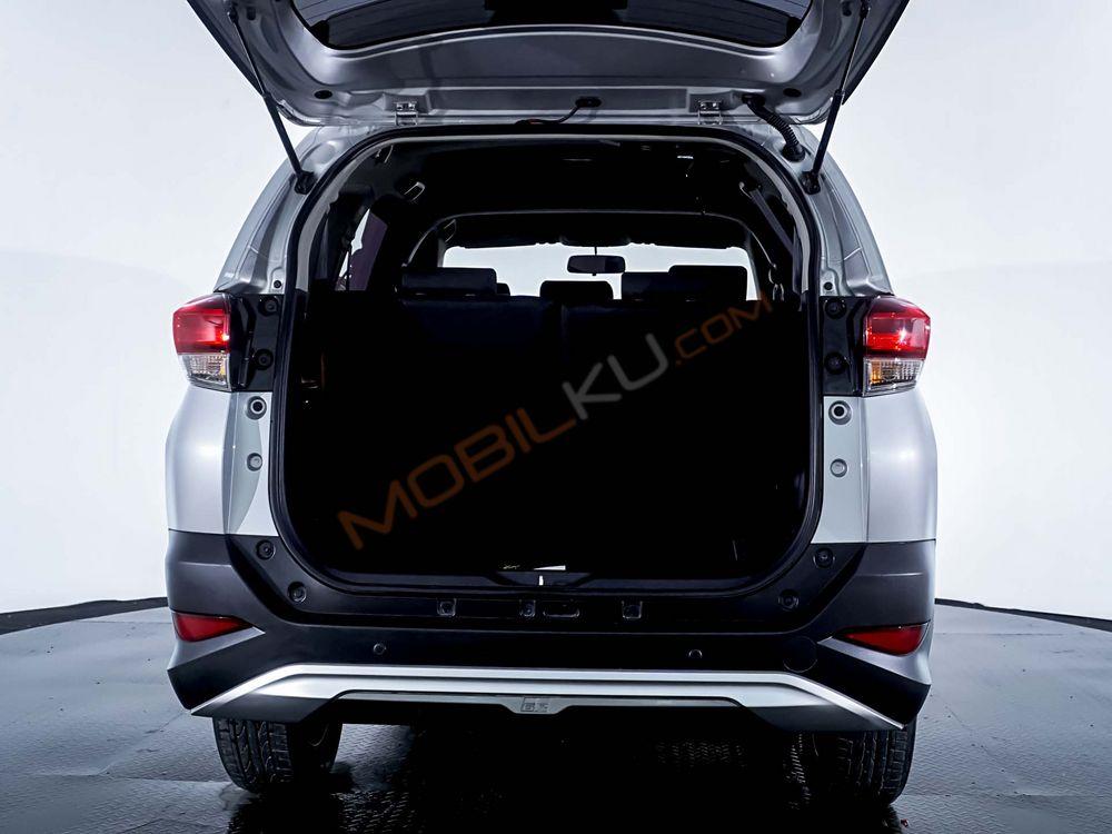 Mobil Toyota Rush 2021